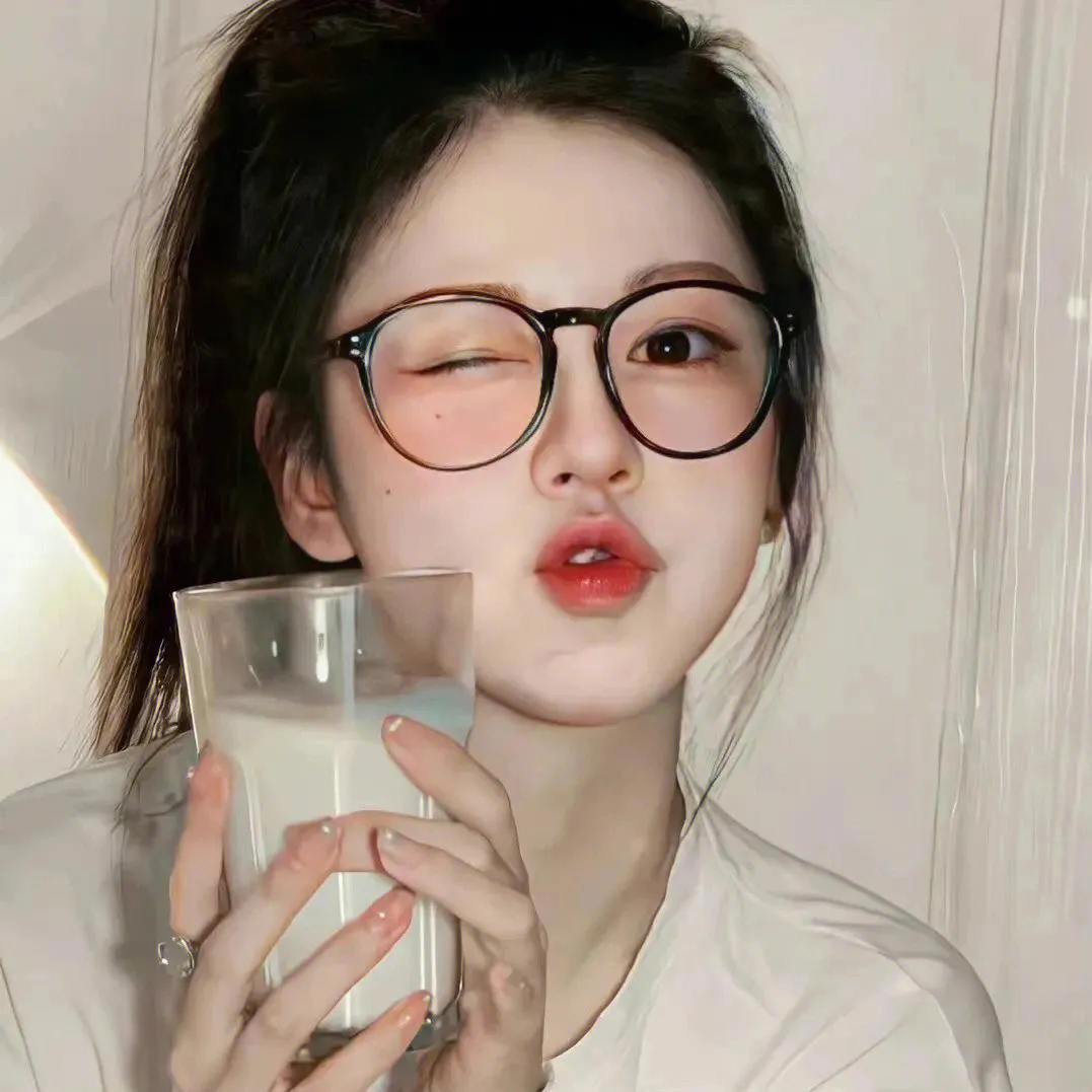 女帝太撩人，我的反穿越系统启动了